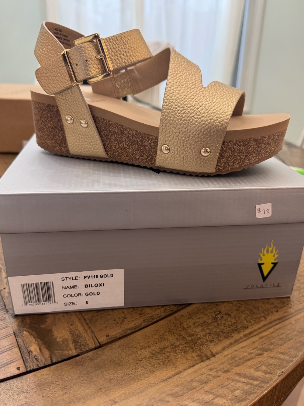 Volatile Biloxi Platform Sandal - Metallic Gold